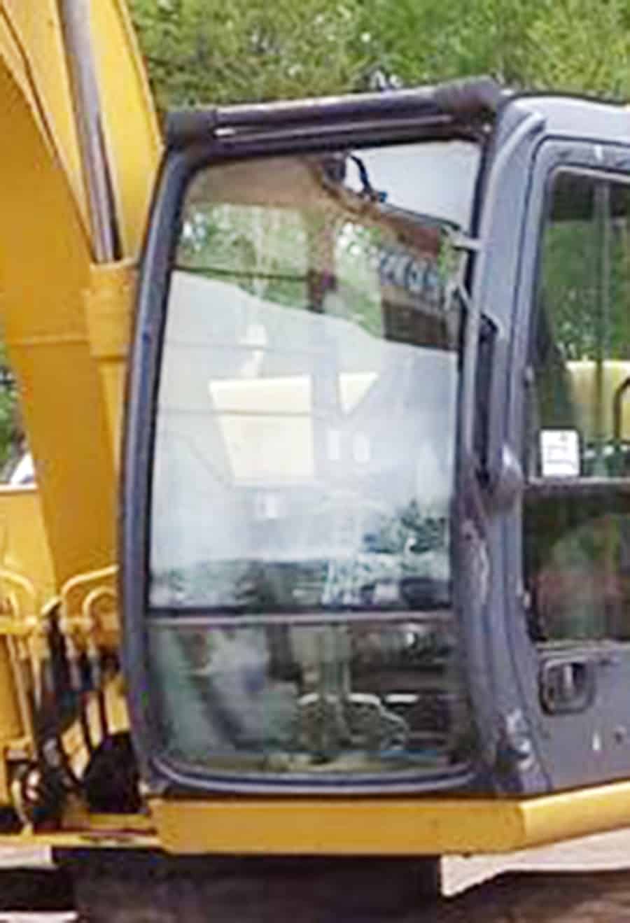 John Deere C Series // Hitachi ZX-1 Excavator Windshield