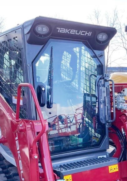 Takeuchi Windshield: Skid Steer TL6R